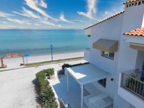 Long Island House, Beachfront Hanioti